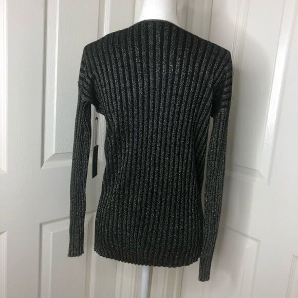 VINCE CAMUTO Gray Ribbed Shimmering Pinstripe Long Sleeve V Neck Sweater - Picture 6 of 8